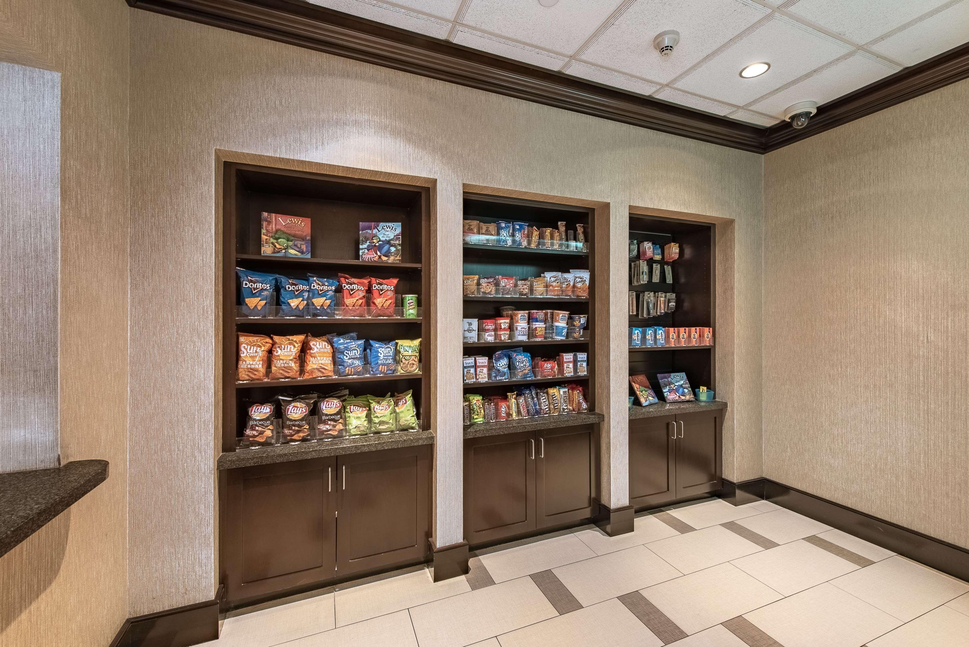 奥克斯纳德/卡马里奥希尔顿惠庭套房酒店 外观 照片